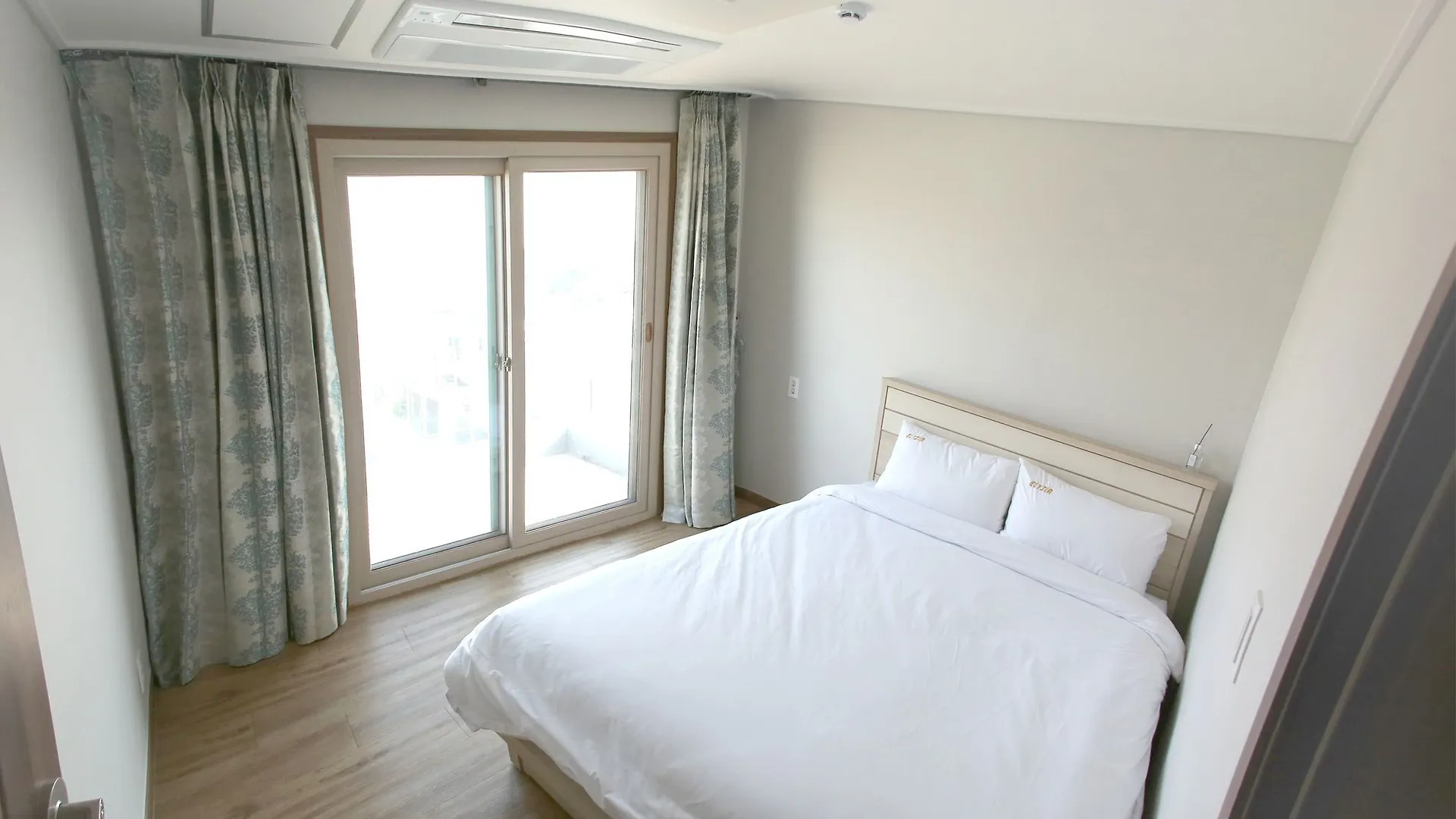Dahlia Hotel Jeju